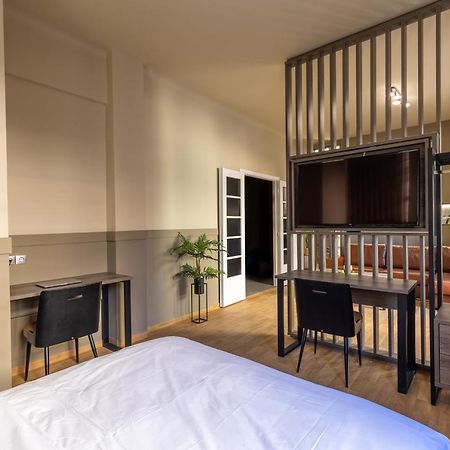 Noho Boutique , Premium Living Dikeou 8 Lejlighed Athen Eksteriør billede