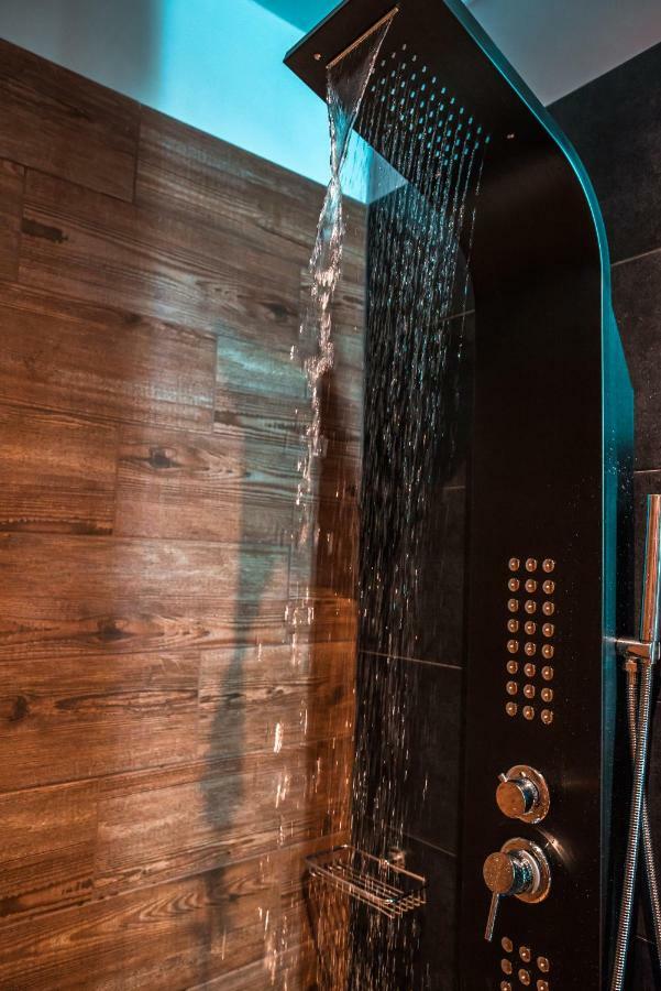 Noho Boutique , Premium Living Dikeou 8 Lejlighed Athen Eksteriør billede